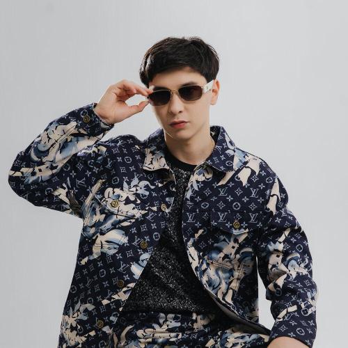 Aibek Baktybek - Майя