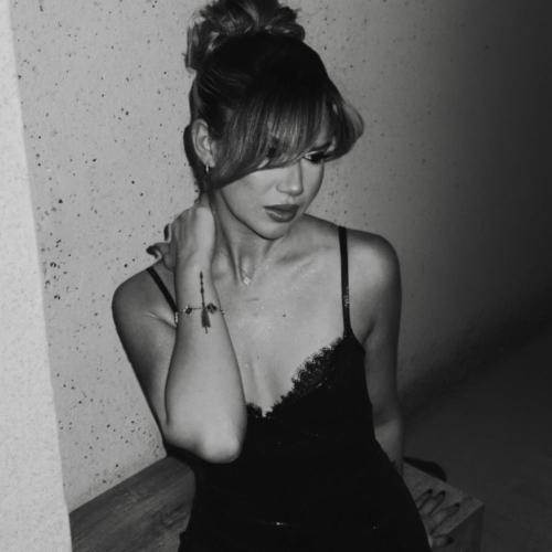 Ece Mumay - Kim Derdi Ki