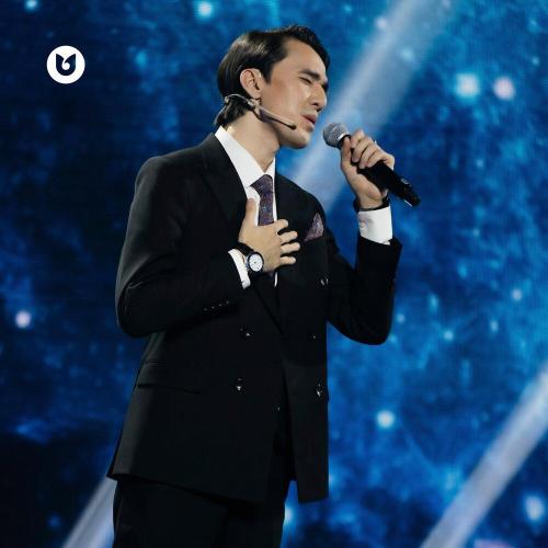 Мәди Ахметқожа - Көгілдір көлдің бетінде