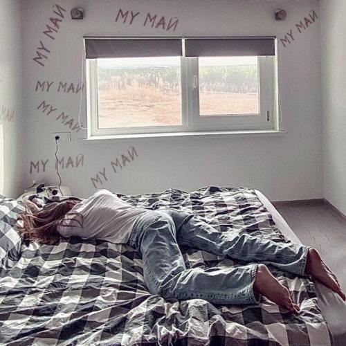 Мари Краймбрери - My Май