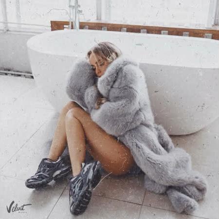 Мари Краймбрери - Пряталась В Ванной