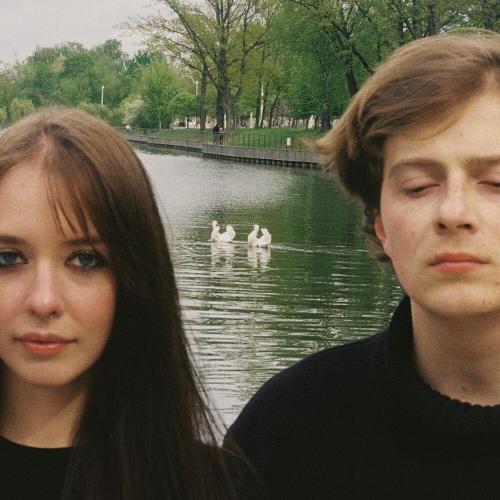 Mirèle, Бонд с кнопкой - Цветы