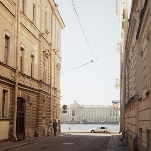 МОТ & Dose feat. Леона - Питер FM