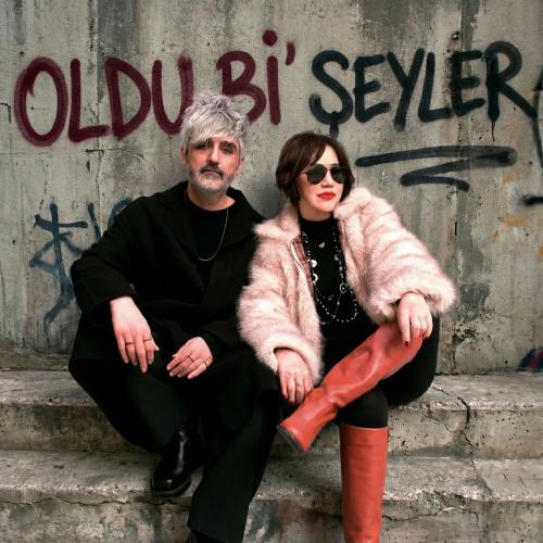 Nazan Oncel & Manuş Baba - Oldu Bi' Şeyler