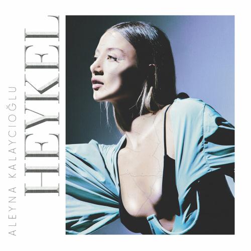 Aleyna Kalaycıoğlu - Heykel