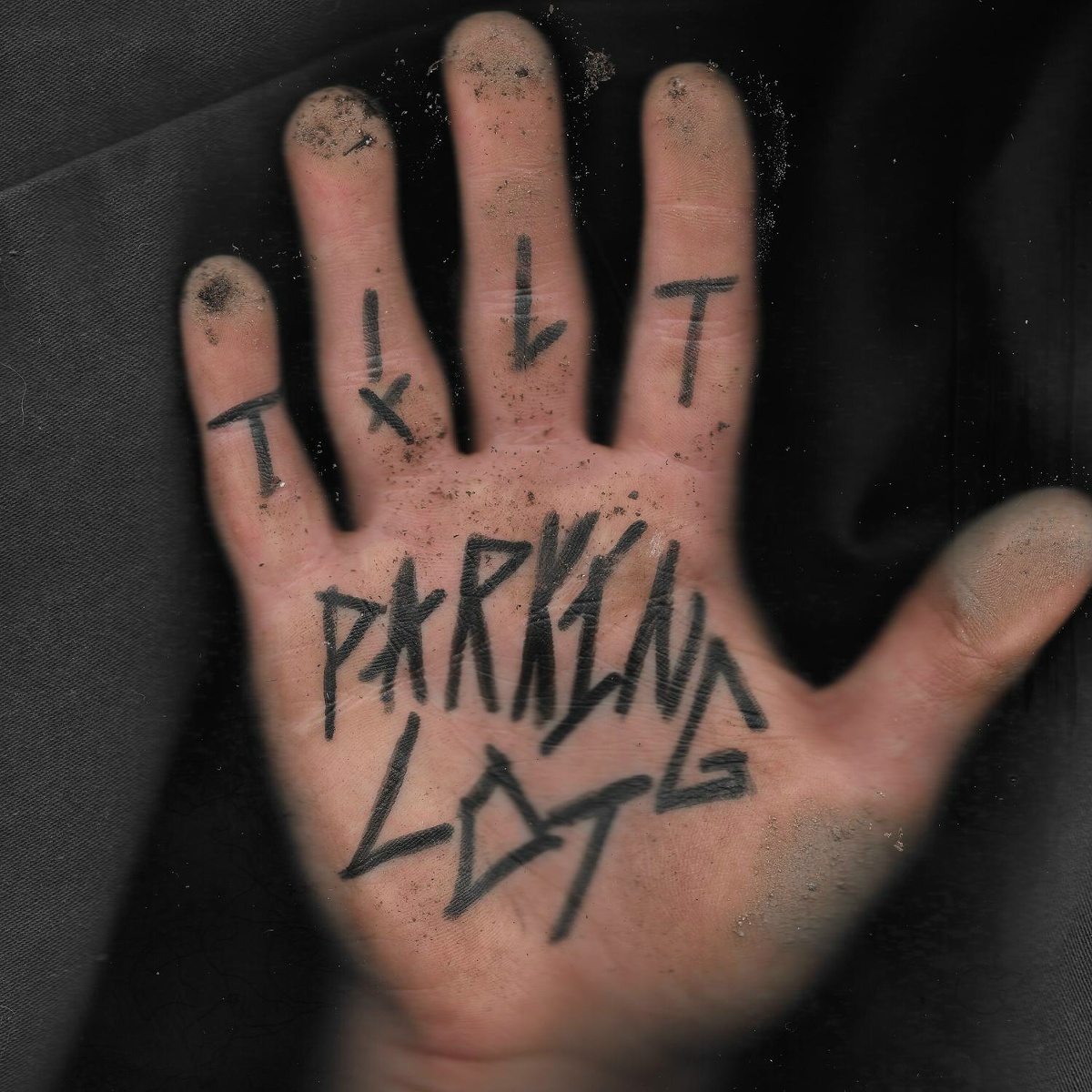 T!LT - PARKING_LOT